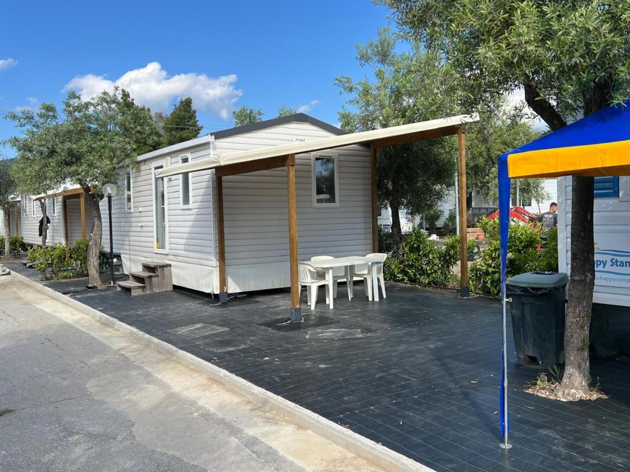 Happy Camp Mobile Homes In Castello Camping & Summer Resort Neos Marmaras Exteriér fotografie